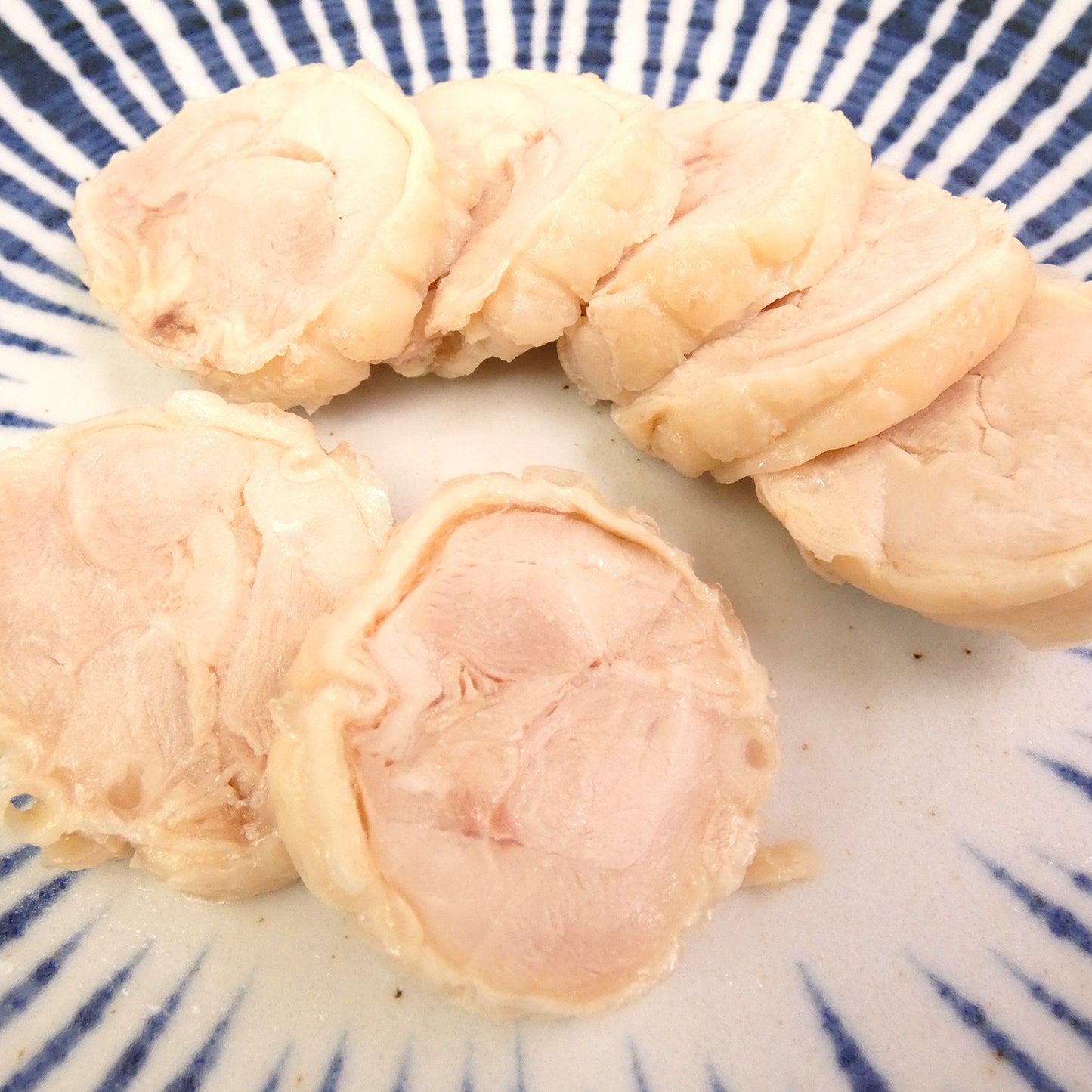 【無料】鶏もも塩チャーシュー